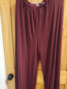 Wide-Leg Elastic Waist Pants in Deep Burgundy